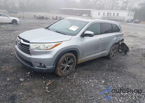 2016 Toyota Highlander Xle V6 z USA, uszkodzony, nr VIN 5TDKKRFH9GS125137